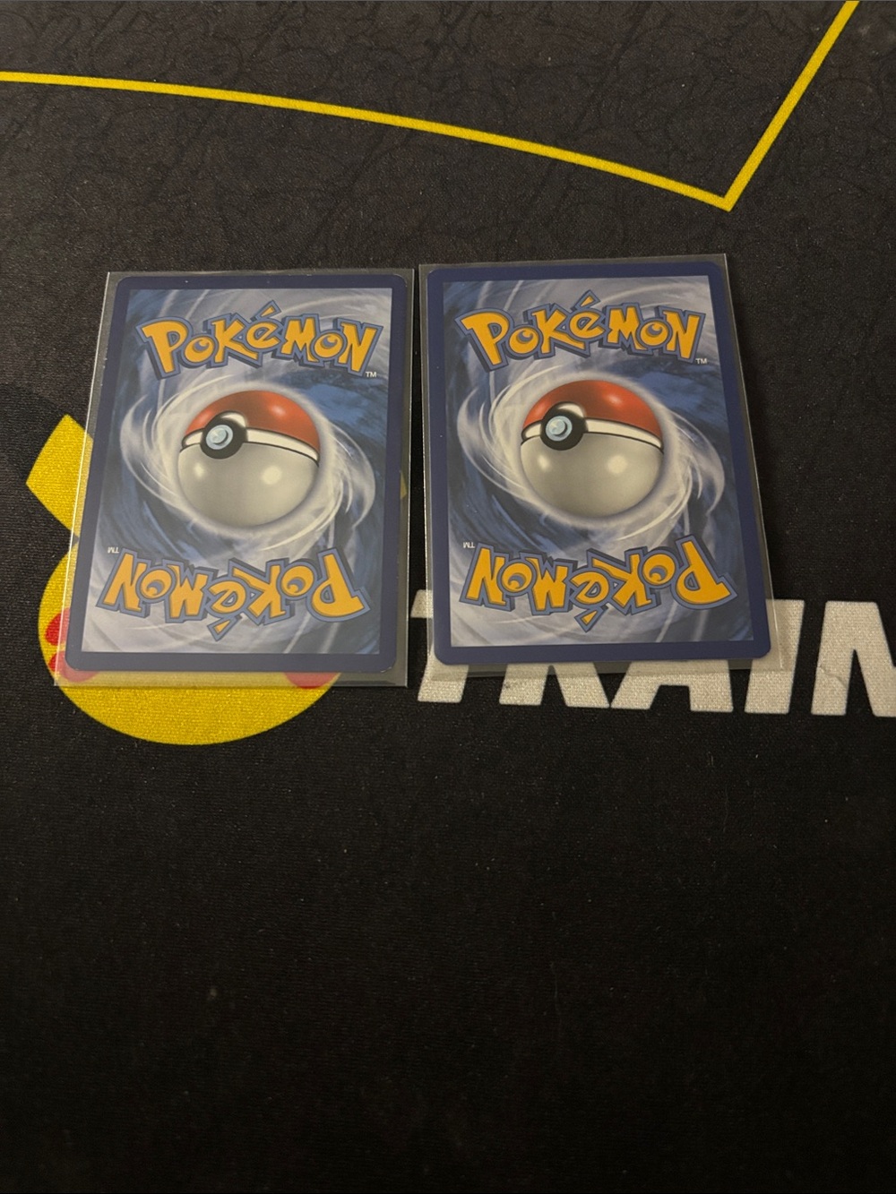 Urshifu VMAX Pokémon TCG Holo Card Duo - Red & Purple - Picture 2 of 2